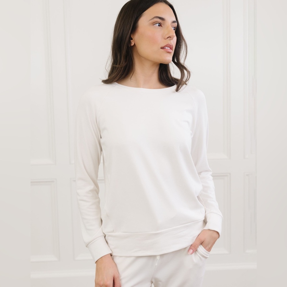 Cozy Earth Soft Bone White Bamboo Crew Neck Long Sleeve Pullover Sweater Small